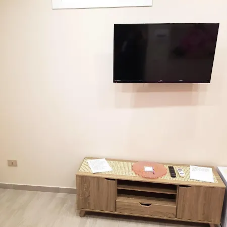 Cosy Near Centre 40 M² + Parking * Canicatti