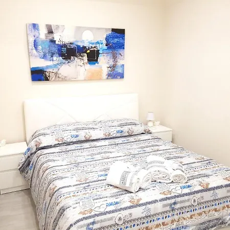 Charming In Canicatti, 40 M² With Private Terrace. Apartment *