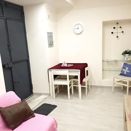 Apartment Charming In Canicatti, 40 M² With Private Terrace. Canicatti